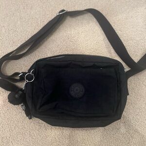 Kipling Black Crossbody Bag with Versatile Design